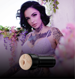 Feel what it’s like to be with Leigh Raven Image 1